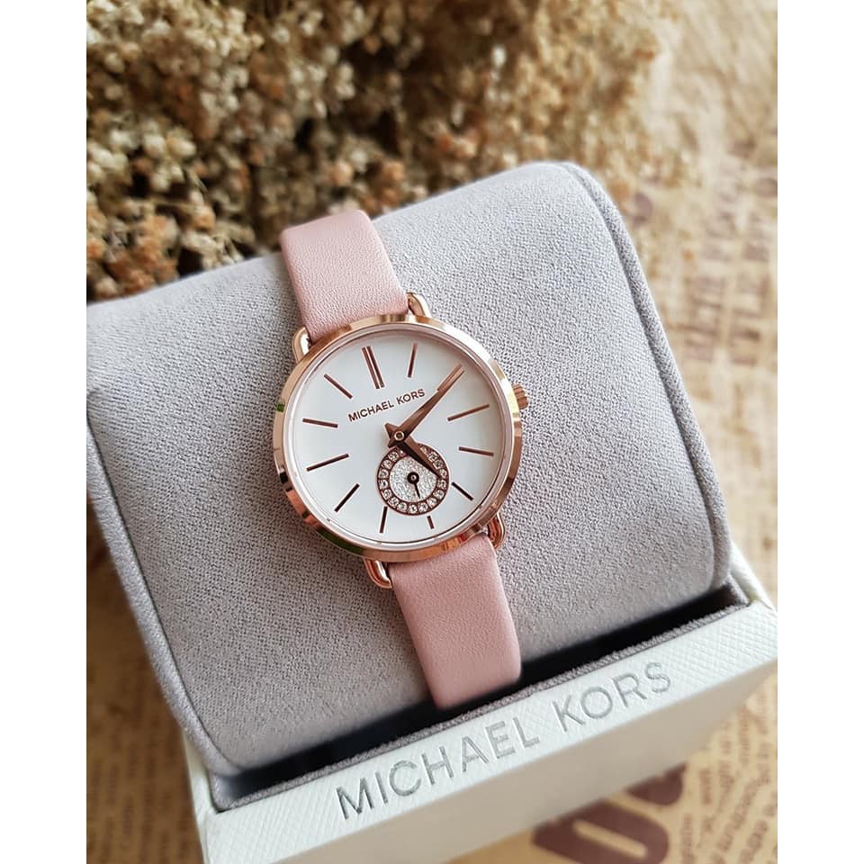 Đồng hồ Michael Kors dây da nữ màu hồng Colette Rose Gold Tone Watch