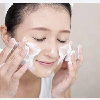 Sữa rửa mặt Christina Forever Moisturizing Facial Wash-2