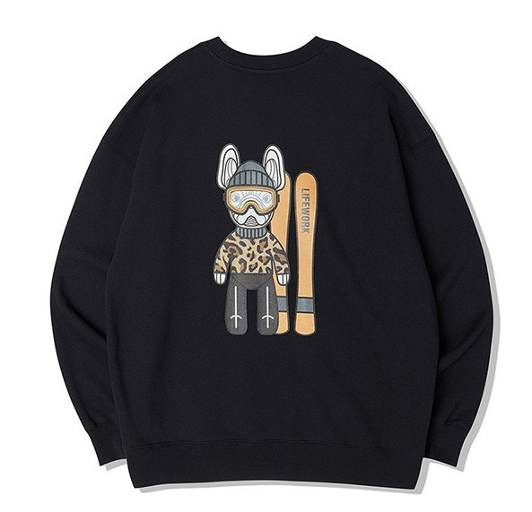 Ao -Ni -Life-Work- Ski- Figure -Radog -Sweatshirt -Black -Mau- Den